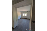 Maison Mont Saint Jean 6 pièce(s) 206 m2