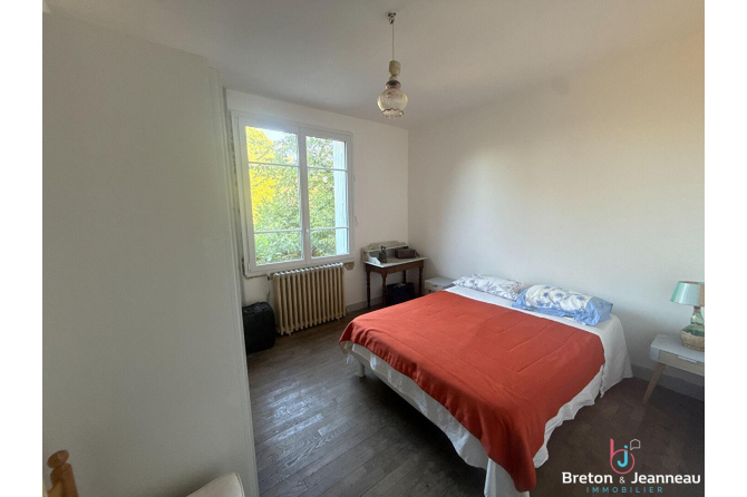 Maison en campagne à proximité d'Ambrières-les-Vallées