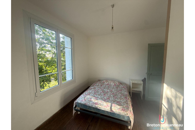 Maison en campagne à proximité d'Ambrières-les-Vallées