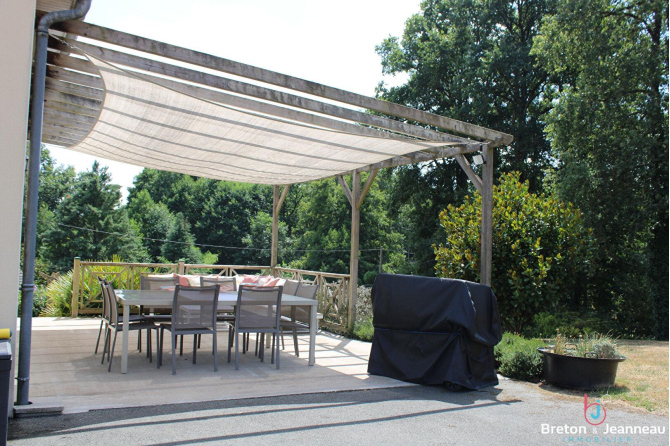 Pavillon en campagne proche d'Andouillé
