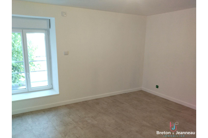 HOUSE F2 MAYENNE