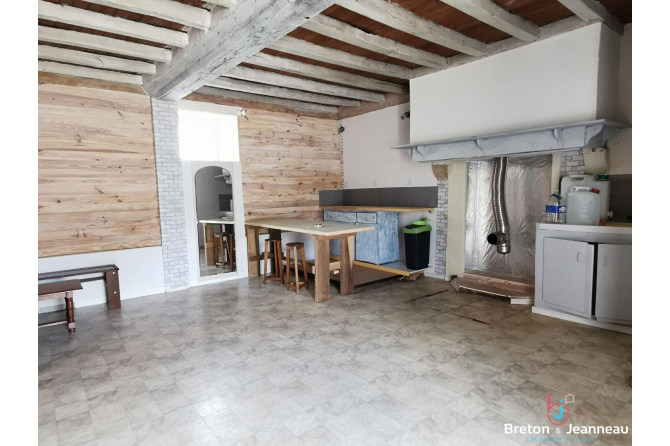 A vendre, Maison à rénover à Hambers