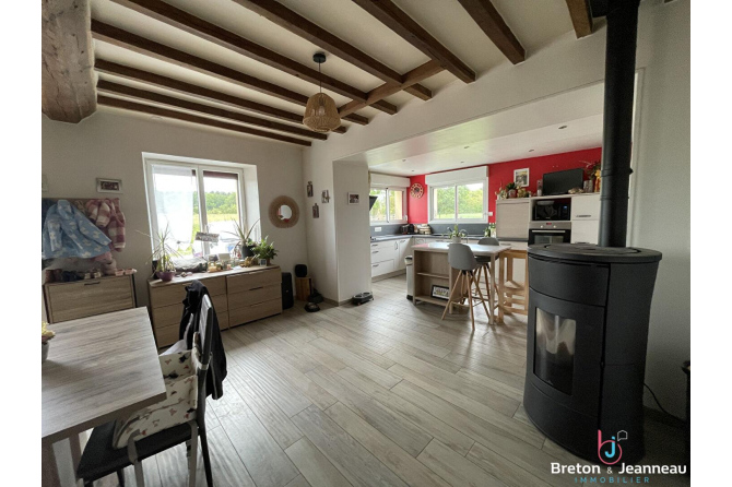 Maison en campagne de Parennes