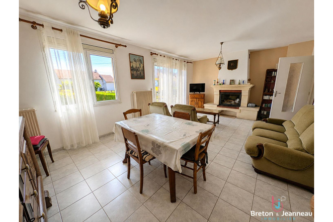 Maison Evron 4 pièce(s) 80 m2