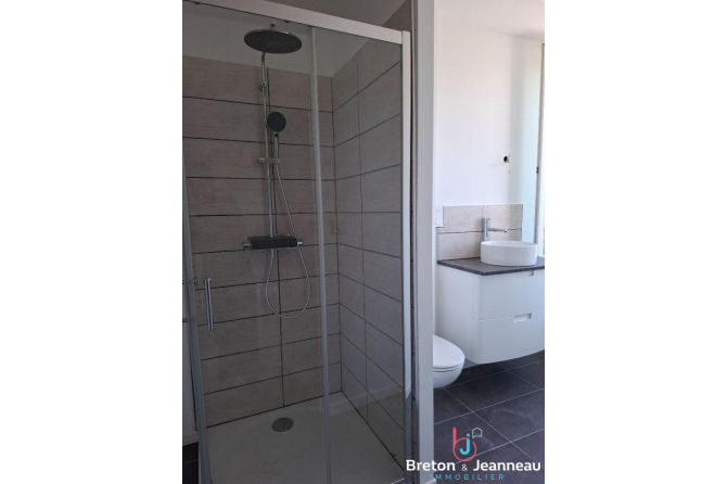 Appartement vue sur la Mayenne à MAYENNE