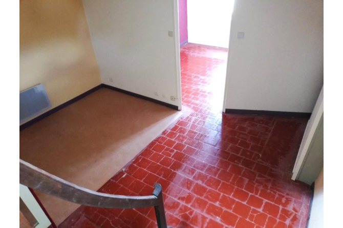 MAISON F3 à NEULLY LE VENDIN