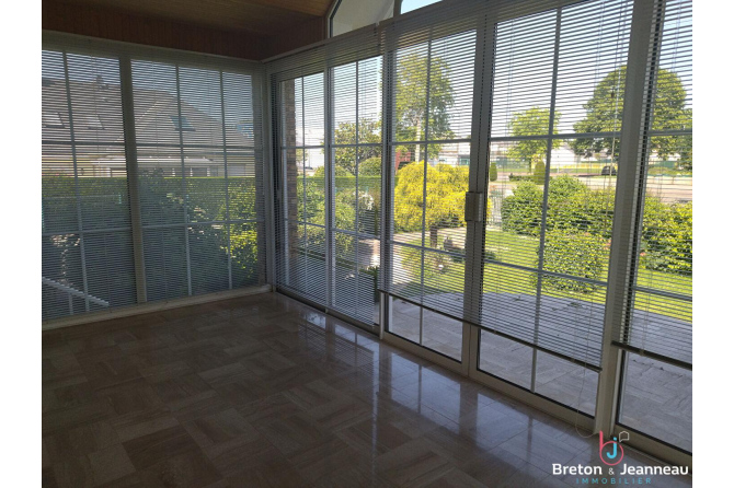 PAVILLON F7 à ERNEE