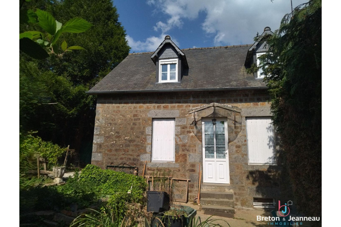MAISON F4 à SAINTE-MARIE-DU-BOIS