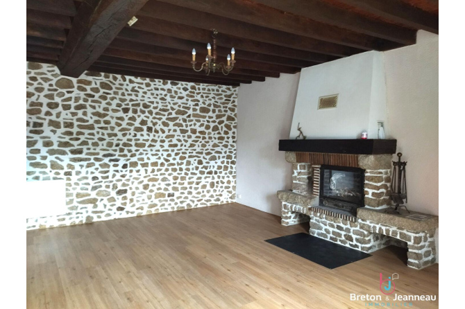 MAISON F4 à SAINTE-MARIE-DU-BOIS