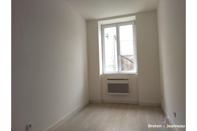 Townhouse - CHAMPGENETEUX - near BAIS