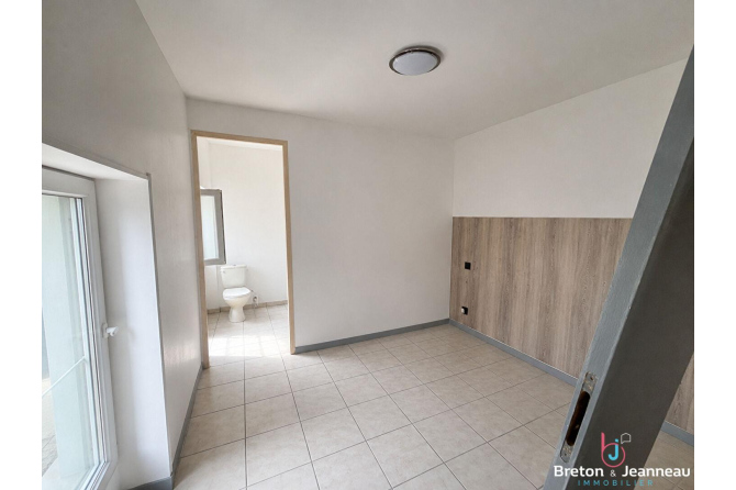 Appartement T1 Bis en RDC - LOUVERNE
