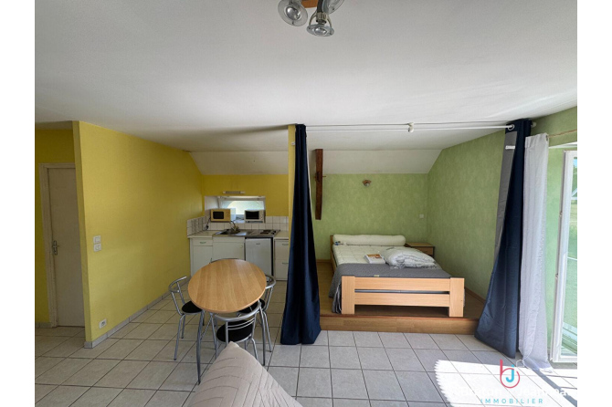 Appartement meublé - MESLAY-DU-MAINE