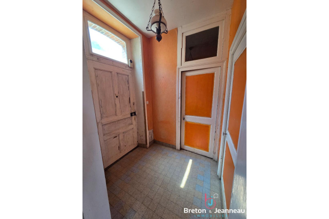 Maison Montsûrs 3 chambres