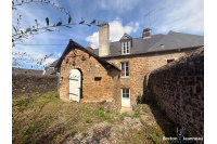 Maison de caractère au coeur de Lassay Les Châteaux