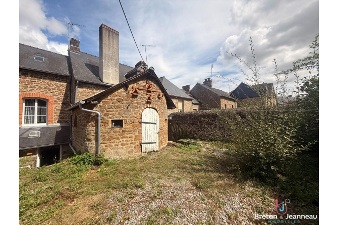 Maison de caractère au coeur de Lassay Les Châteaux