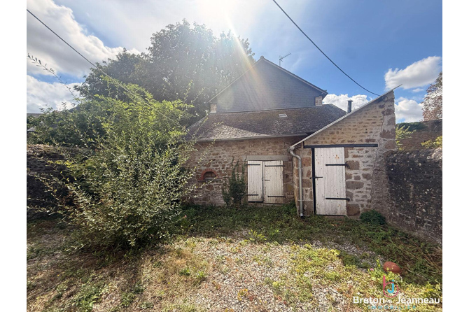 Maison de caractère au coeur de Lassay Les Châteaux