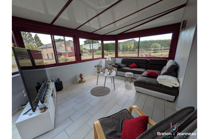 Maison sur 1,45 ha à Vaiges