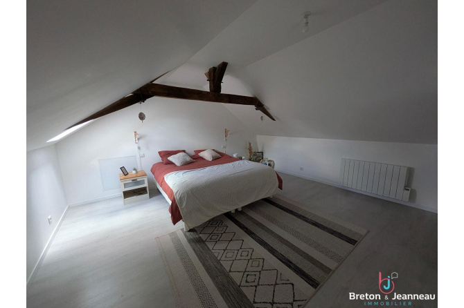 Maison sur 1,45 ha à Vaiges