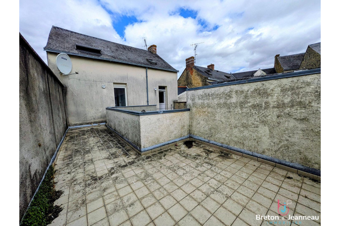 Immeuble à Evron
