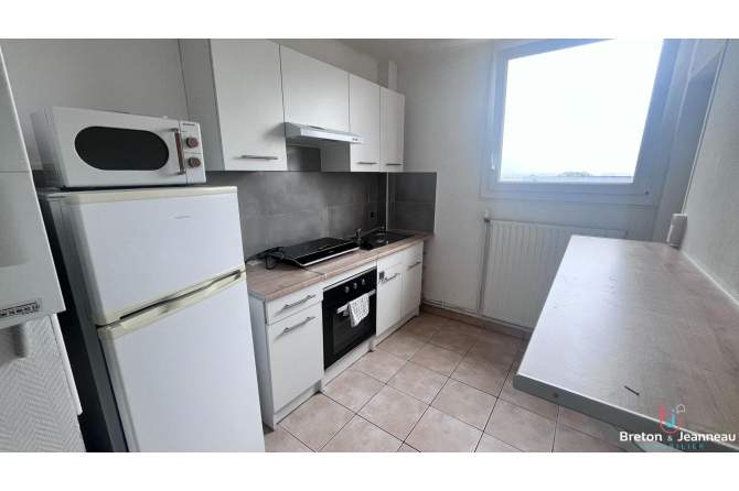 Appartement meublé proche Gare à Laval