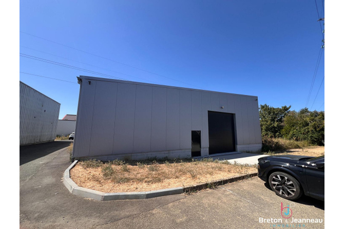 Local d'activité neuf 365 m²