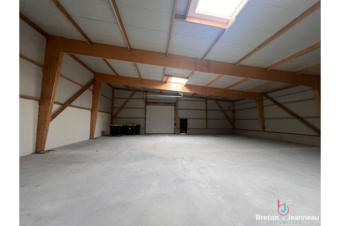 Local d'activité neuf 365 m²