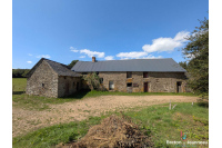 Longère à rénover 1,7 hectares secteur EVRON
