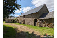 Longère à rénover 1,7 hectares secteur EVRON