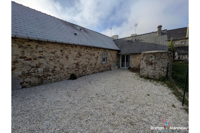 Immeuble Spécial investisseurs à Torcé Viviers en Charnie