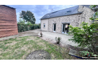 Maison axe Laval Ernée
