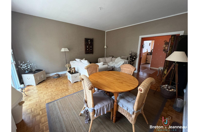 Appartement T5 à Laval