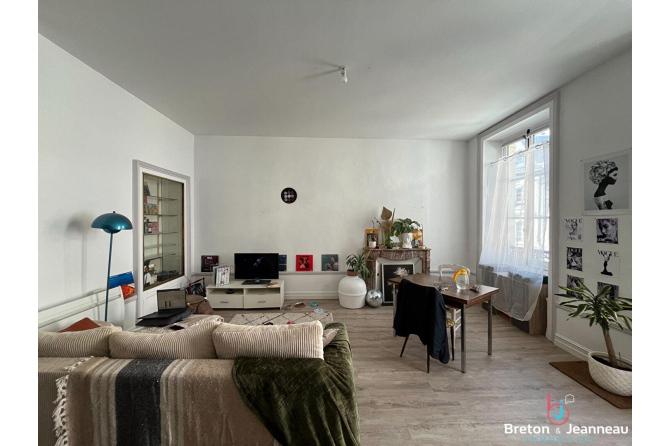 Appartement T2 - Balcon - LAVAL - Hyper Centre