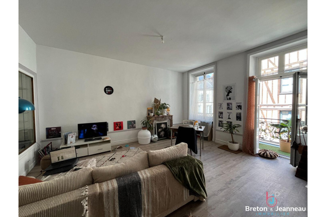 Appartement T2 - Balcon - LAVAL - Hyper Centre