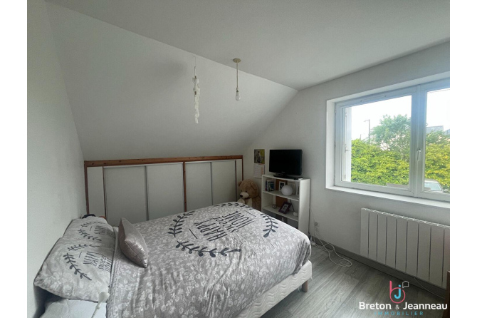 Appartement T5 - LOUVERNE
