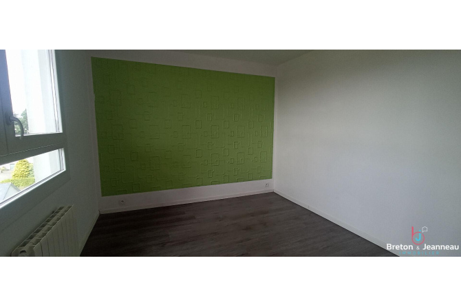 Appartement T4 à Fougères, loué. Vue panoramique