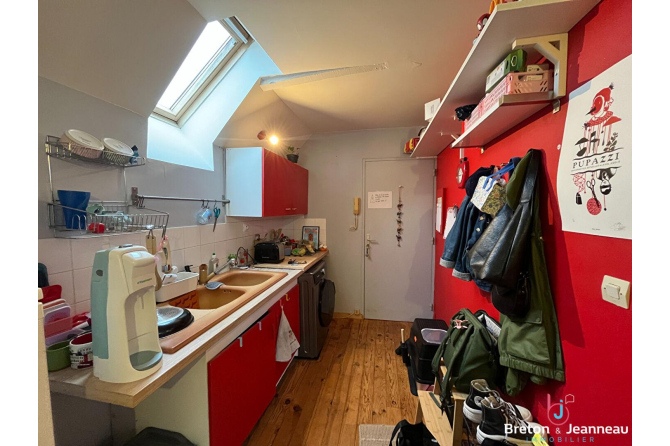 One-bedroom apartment on the left bank Laval