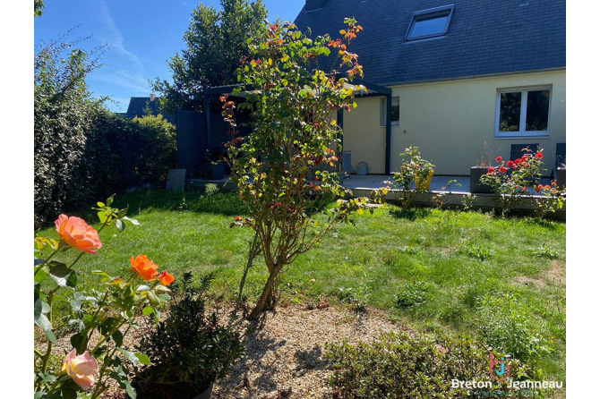 Maison à MECE
