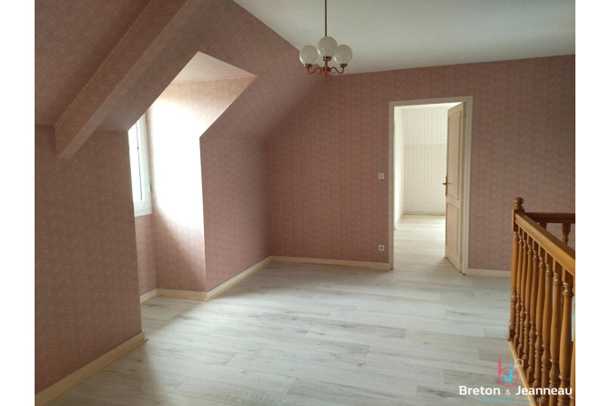 PAVILLON F7 à ERNEE