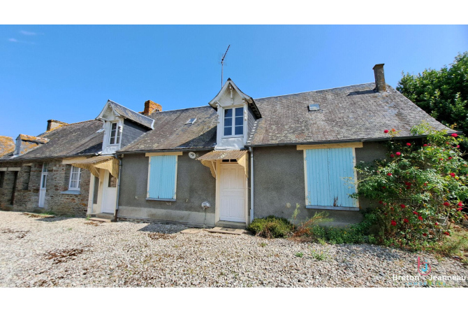 Maison en campagne à proximité de LASSAY-LES-CHÂTEAUX
