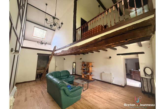 Maison Ambrieres Les Vallees 4 pièce(s) 115 m2