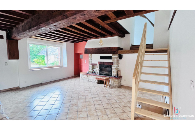 Maison sur 1 ha 34 à Saint Pierre la Cour