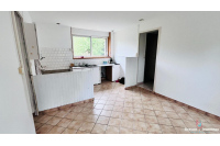 Maison sur 1 ha 34 à Saint Pierre la Cour