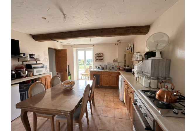 Maison de campagne à Javron-les-Chapelles