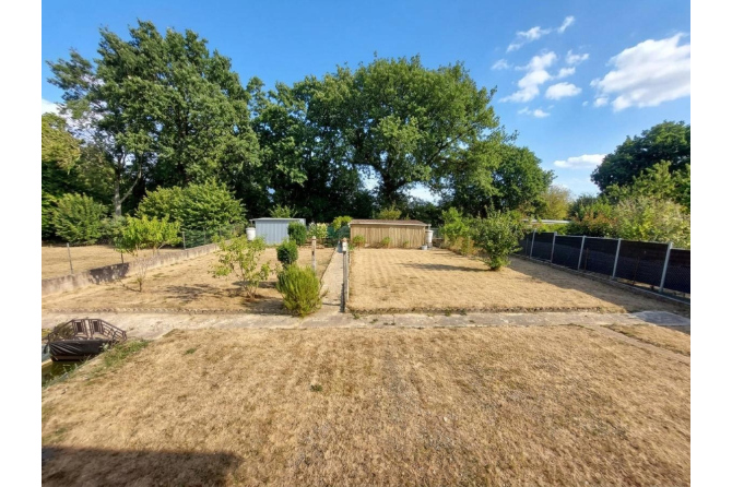 Pavillon avec sous-sol complet à Ciral