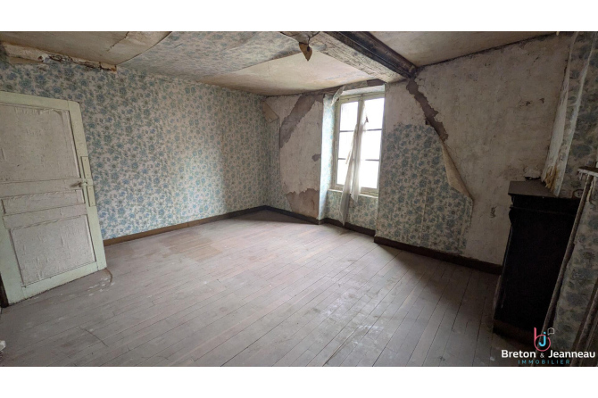 Maison à rénover à Mont Saint Jean