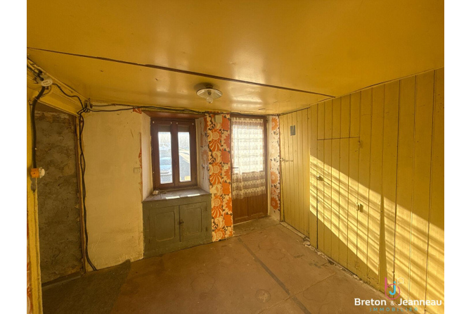 Maison de bourg entre Lassay les Châteaux et Mayenne