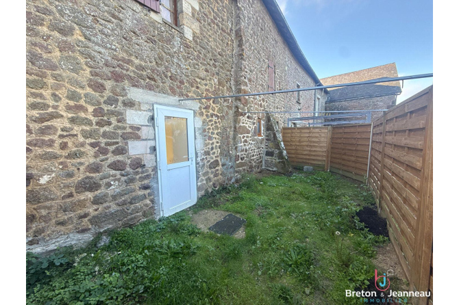 Maison de bourg entre Lassay les Châteaux et Mayenne