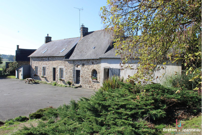 Fermette sur 1ha 93 à Saint Pierre des Landes