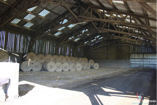 Fermette sur 1ha 93 à Saint Pierre des Landes