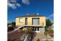 Maison à Montsûrs